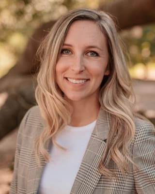 Therapist portrait in a calm setting